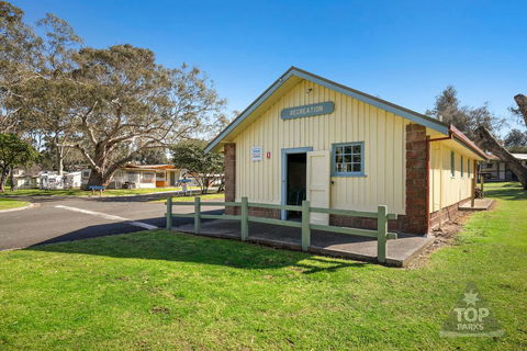 Cowes Foreshore Tourist Park - Dentists Australia 2