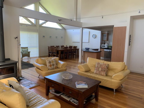 Cowes On Hotham - Dentist Search 1
