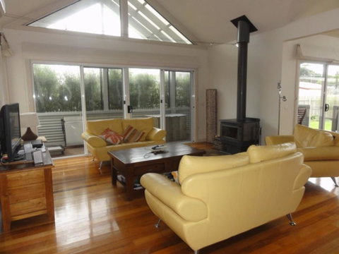 Cowes On Hotham - Dentist Search 3