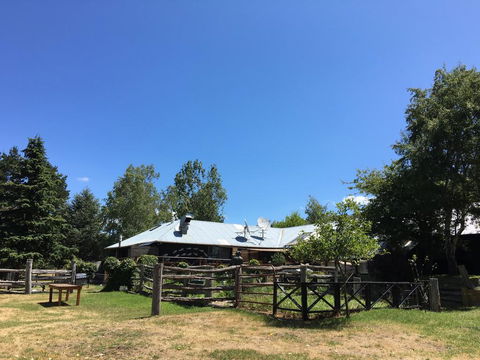 Crackenback Farm Guesthouse - Dentist Search 0