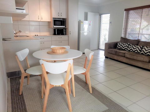 Cranbourne Court Unit 7 - Dentist Find 2