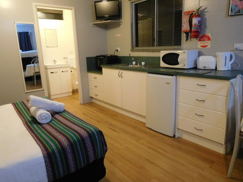 Croftons Retreat Nimbin - Dentist Search 2