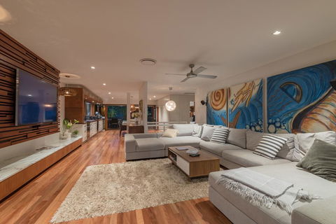 Cubby House - Dentists Australia 3