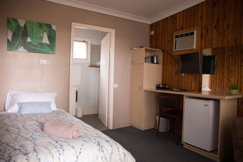 Darling River Motel - Dentist Search 2