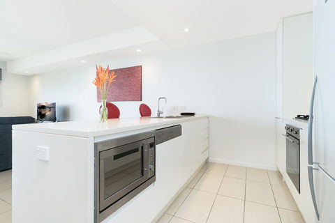 Darwin Waterfront Apartments - Dentist Find 0