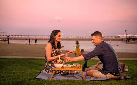 Darwin Waterfront Wharf Escape Holiday Apartments - Dentist Find 2