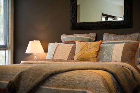 Daylesford Spa Villa 5 - Dentist Find 3