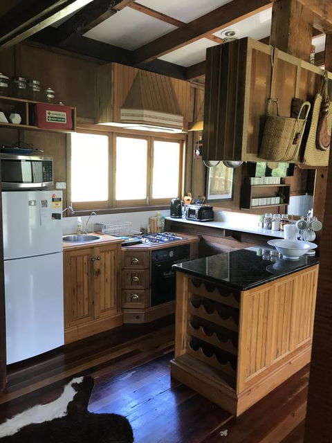 Delaneys Creek Cabin Retreat - Dentists Australia 2