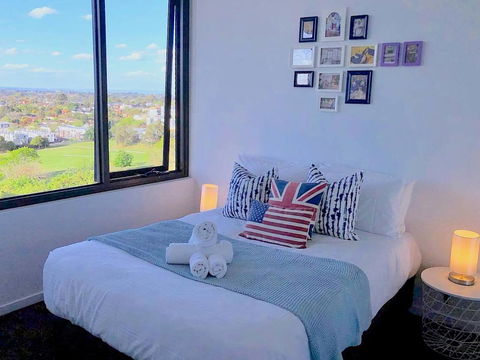 Deluxe , Central Park,  4B2B APT , BoxHill , Panorama - Dentist Find 2