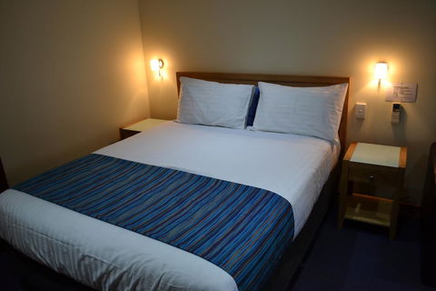 Denman Motor Inn - Dentist Find 2