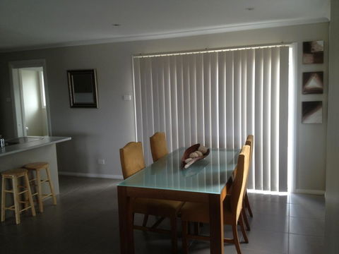 Denman Serviced Apartments - Dentist Find 0