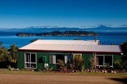 Discover Bruny Island Holiday Accommodation - Dentist Find 0