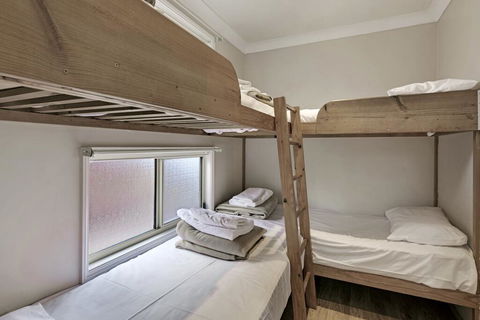 Discovery Parks - Gerroa - Dentist Find 3