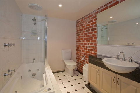 Dock's At The Mill - Dentist Search 3