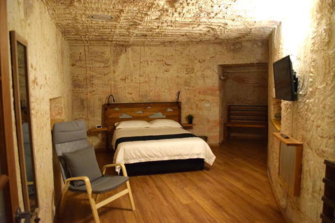 Dug Out B&B Apartments - Dentist Search 1