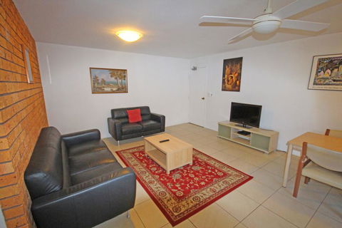 Dunes Holiday Apartments Unit 7 - Dentist Find 1