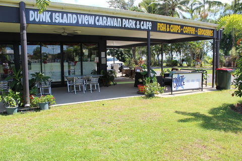 Dunk Island View Caravan Park - Dentist Find 3