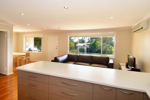 Eagle Bay Beach House - Dentist Find 3