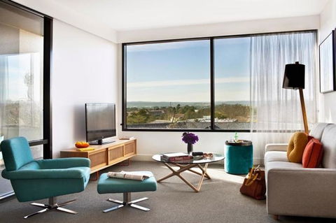 East Hotel And Apartments - Dentist Find 2