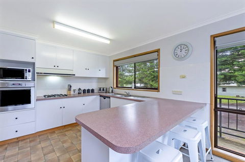 Eastern Beach Units #7 - Dentist Search 2