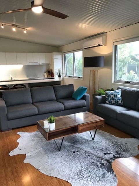 Easy Breezy Beach Shack - Dentist Find 3