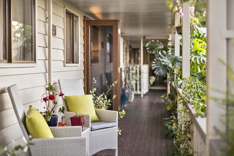 Eden Lodge - Dentist Find 1