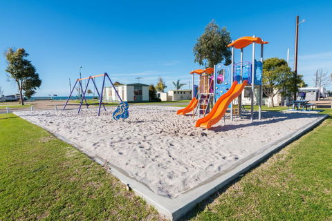 Edithburgh Caravan Park - Dentists Australia 1