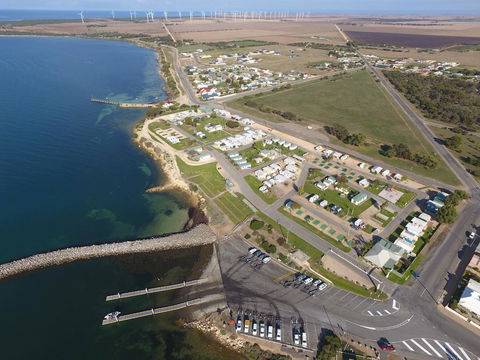 Edithburgh Caravan Park - Dentists Australia 3