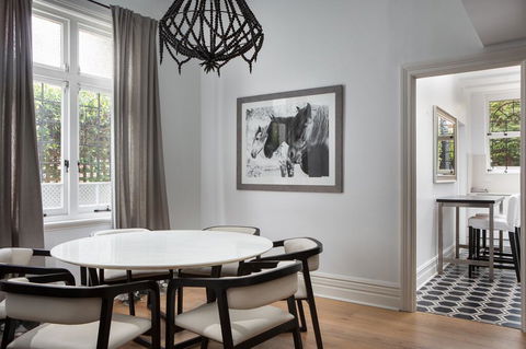 Elegant 3-Bed Heritage House Near Parks And Cafes - Dentist Find 2
