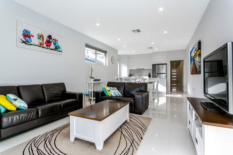 Ella House Adelaide - Dentist Find 0