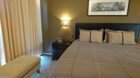 ELM Riverside Accommodation - Merrijig - Dentists Australia 3