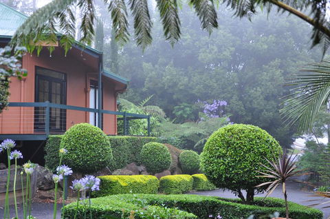 Escarpment Retreat & Day Spa For Couples - Dentist Find 1