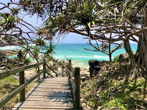 EXTRA LARGE 2 Bed Apartment - 3 Pools And Spa - Mountain View - BEACHFRONT LOCATION CABARITA BEACH - Dentist Search 0