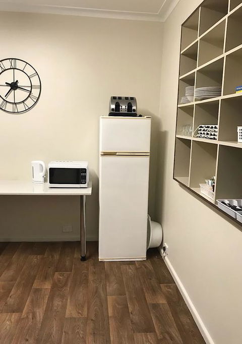 Fairway Lodge Motel - Dentist Find 3