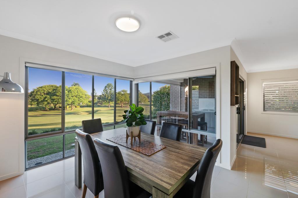 Fairway Village  Windaroo Lakes Golf Club