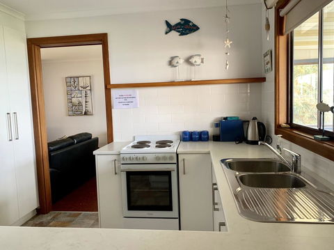 Fareview Beach House - Dentist Search 2