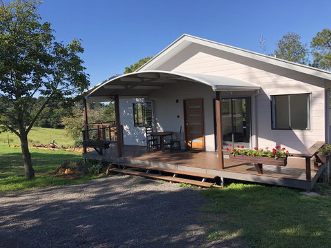 Flame Tree Chalet - Dentist Search 0