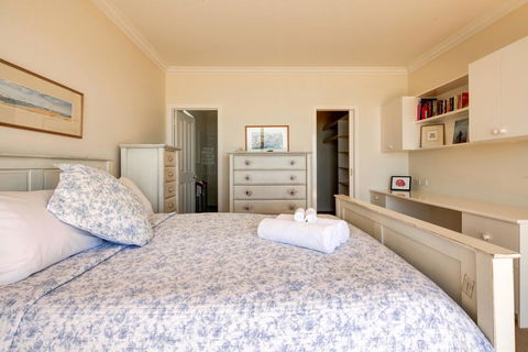 Fleetwood - Dentist Search 1