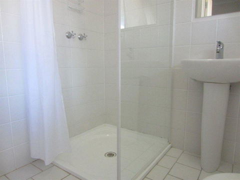 Flour Cask Bay Retreat - Dentist Search 2