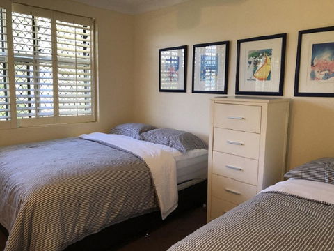 Frangipani 208 - Dentist Search 2