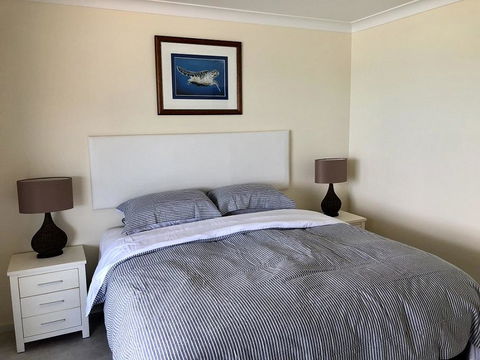 Frangipani 208 - Dentist Search 3