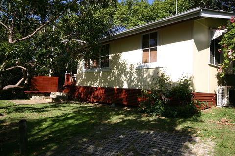 Frenchmans Folly - Dentist Search 1