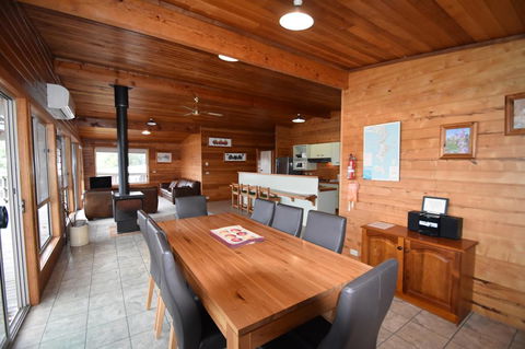 Freycinet On The Bay - Dentist Find 2