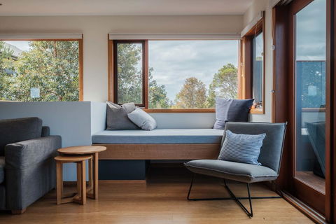 Freycinet Studios Bay - Dentists Australia 0