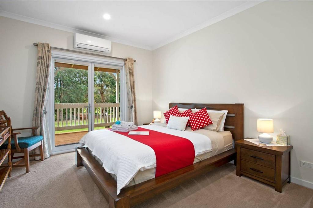 GALBRAITH BEACH STUDIO 2