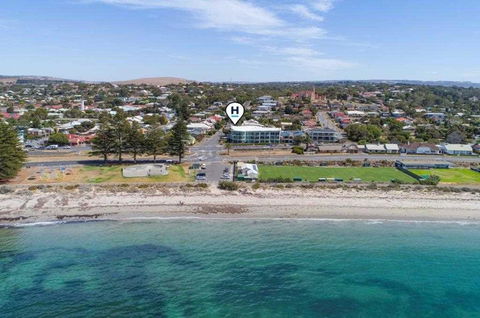 Gallery Resort Apartments - Dentists Australia 1