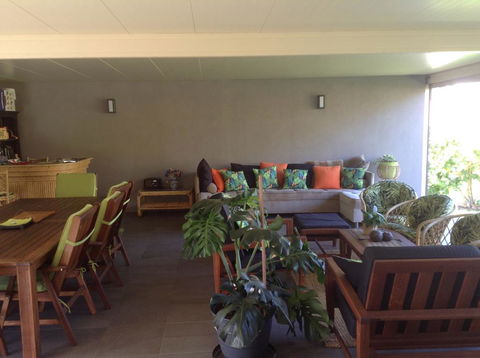 Garden Apartment - Dentist Find 1