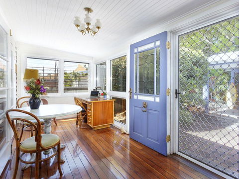 Garden Cottage - Dentist Find 0
