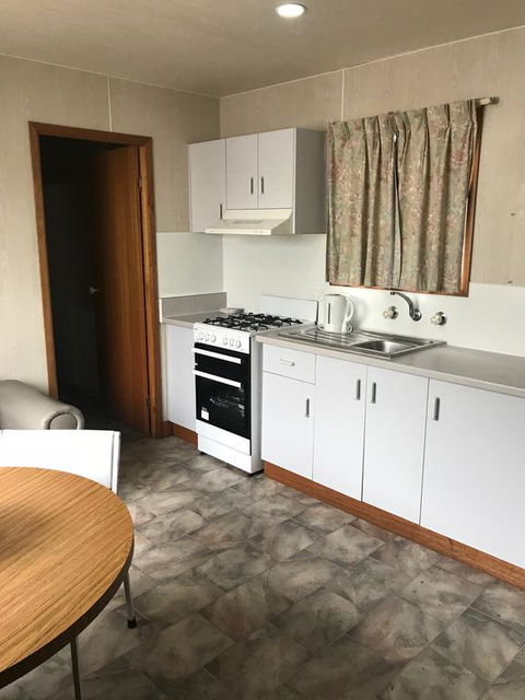 Geelong Surfcoast Hwy Holiday Park - Dentist Search 1