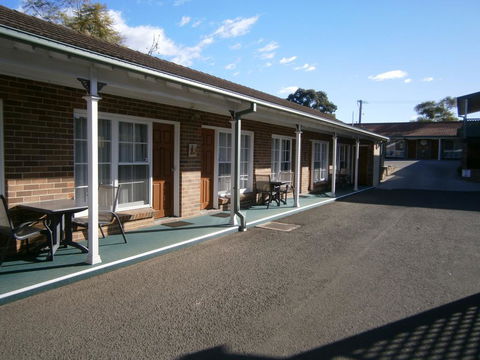 George Bass Motor Inn - Dentist Find 0